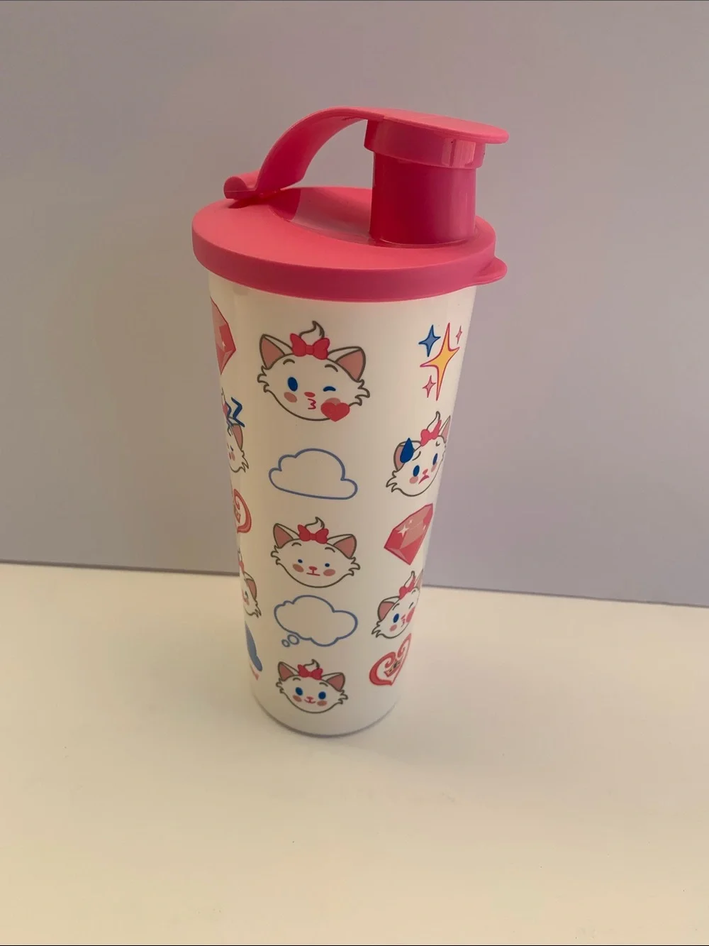 Tupperware  Emoji 16oz Tumbler Pink & White
